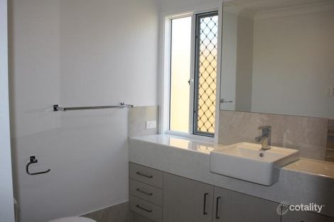 Property photo of 5 William Street Bundamba QLD 4304