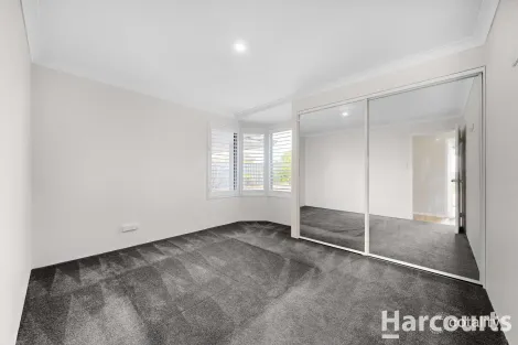 Property photo of 11B Chamberlain Place Heathridge WA 6027