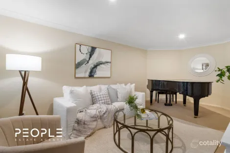 Property photo of 11 Hoop Pine Place Bridgeman Downs QLD 4035