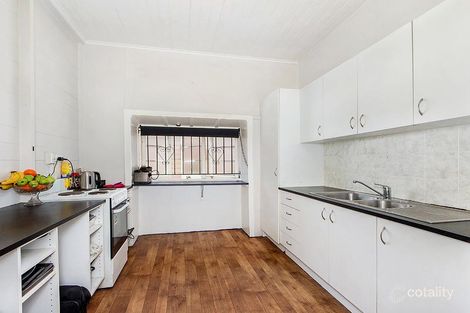 Property photo of 18 Moffatt Street Ipswich QLD 4305
