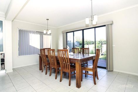 Property photo of 7 Lockie Place Taylors Hill VIC 3037