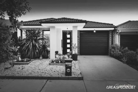 Property photo of 13 Rex Drive Thornhill Park VIC 3335