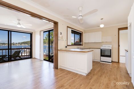 Property photo of 27 Cuttlefish Parade St Huberts Island NSW 2257