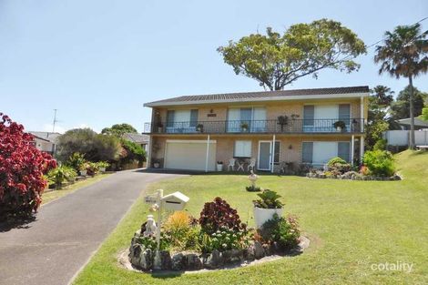 1 Margot Cres, Forster, NSW 2428