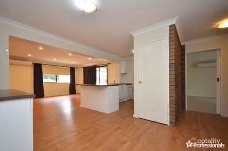 Property photo of 11 Meuller Way Thornlie WA 6108