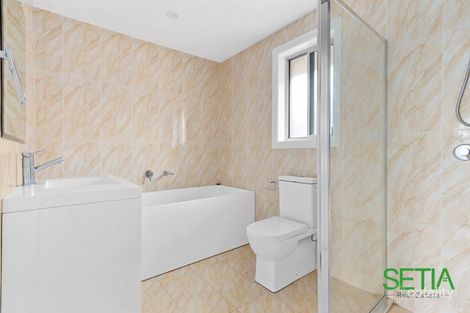Property photo of 4 Gobi Glade Plumpton NSW 2761