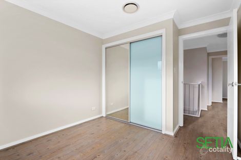 Property photo of 4 Gobi Glade Plumpton NSW 2761