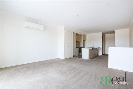 Property photo of 8 Quay Boulevard Werribee South VIC 3030