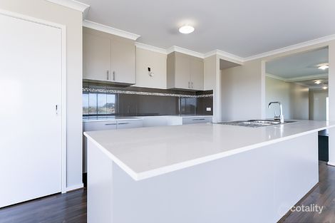 Property photo of 8 Dion Place Harkness VIC 3337
