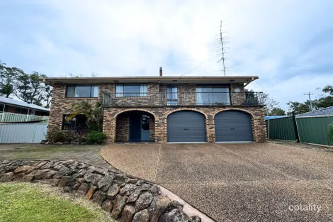 Property photo of 13 Rhodes Parade Windermere Park NSW 2264