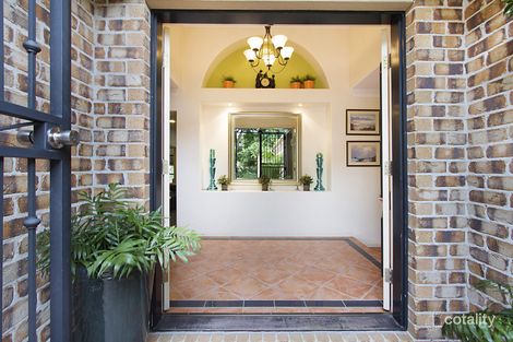 Property photo of 279 Napper Road Arundel QLD 4214