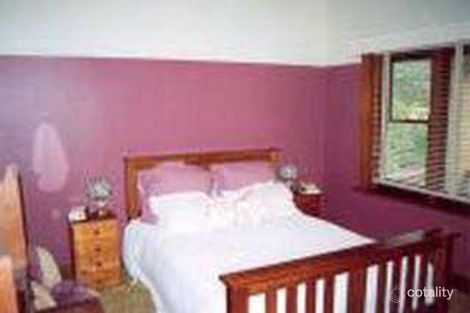 Property photo of 28 Henderson Street Camperdown VIC 3260