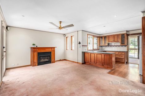 Property photo of 37 Sandhurst Crescent Bundoora VIC 3083