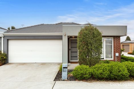 Property photo of 2 Raydale Avenue Narre Warren South VIC 3805