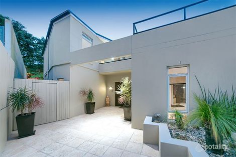 Property photo of 2 Langside Road Hamilton QLD 4007