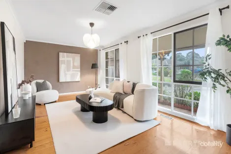 Property photo of 5 Rosehill Court Mill Park VIC 3082