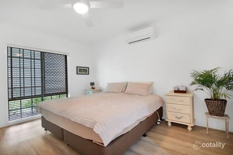 Property photo of 32 Esplanade Maaroom QLD 4650