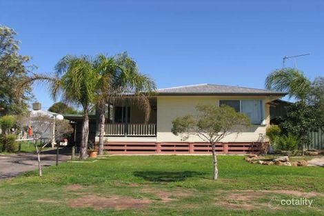 4 Barden St, Tara, QLD 4421