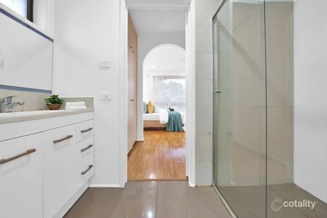 Property photo of 8 Fenfield Street Cranbourne VIC 3977