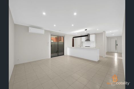 Property photo of 1 Woodlands Street Tarneit VIC 3029