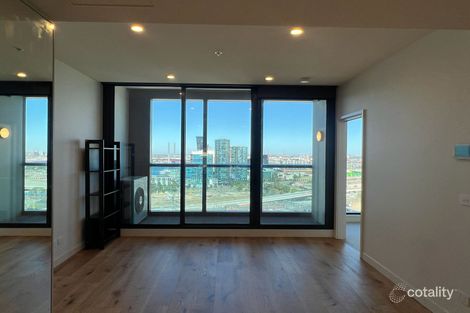Property photo of 1714/105 Batman Street West Melbourne VIC 3003