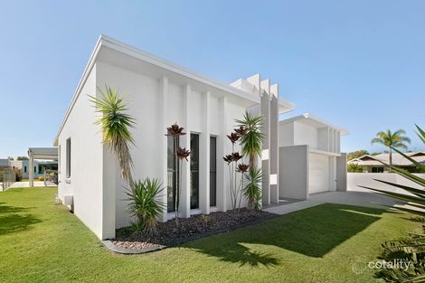 Property photo of 2 Tooringoor Close Pelican Waters QLD 4551