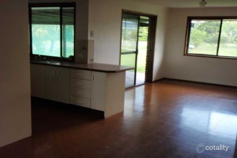 Property photo of 2 Malcolm Street Beachmere QLD 4510