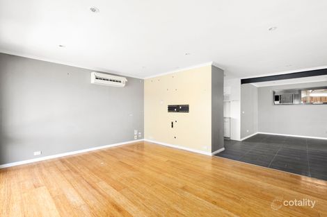 Property photo of 11 Ellam Court Meadow Heights VIC 3048