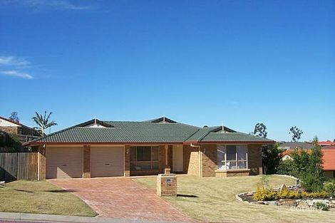 76 Hillenvale Ave, Arana Hills, QLD 4054