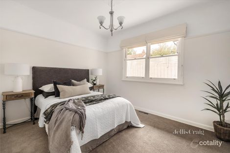 Property photo of 13 Nicholls Road Ormond VIC 3204