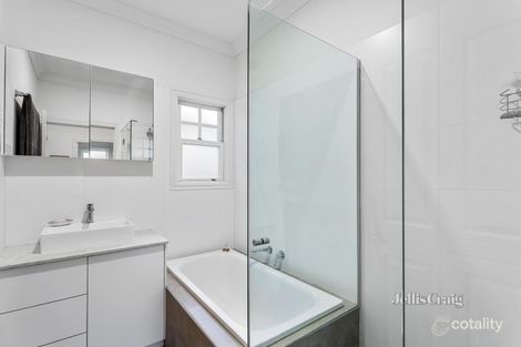 Property photo of 1/128 Wheatley Road Ormond VIC 3204