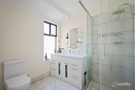 Property photo of 4 Dicken Place Usher WA 6230