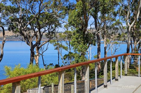 Property photo of 22 Cray Point Parade Eggs and Bacon Bay TAS 7112