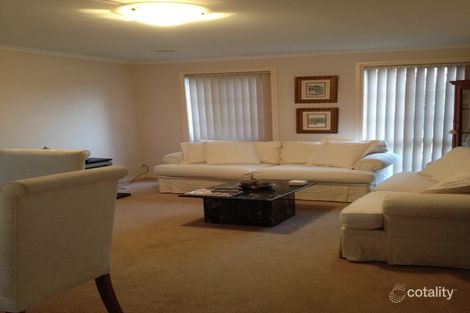 Property photo of 36 Gresswell Park Drive Watsonia VIC 3087