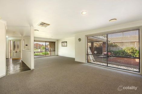 Property photo of 19 Paraburdoo Lane Kings Park VIC 3021