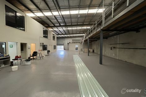 2/8 Vella Dr, Sunshine West, VIC 3020