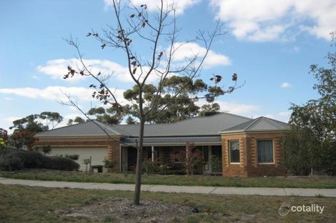Property photo of 30 Canterbury Avenue Sunbury VIC 3429