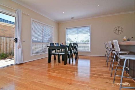 Property photo of 5 Milne Avenue Seaford VIC 3198