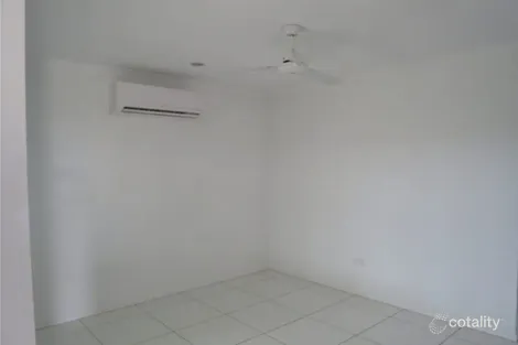 Property photo of 22 Lancaster Way Ooralea QLD 4740