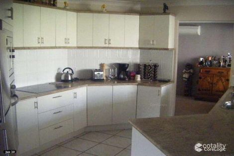 Property photo of 14 Donnelly Drive Kallangur QLD 4503