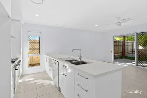 Property photo of 74 Francis Street Ormiston QLD 4160