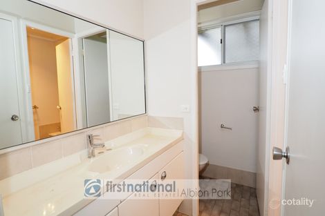 Property photo of 1 Melaleuca Place Bomaderry NSW 2541