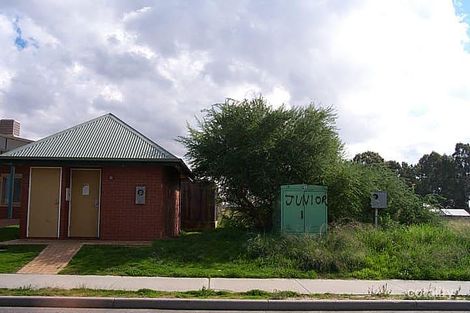 9f Torquata Bvd, Helena Valley, WA 6056