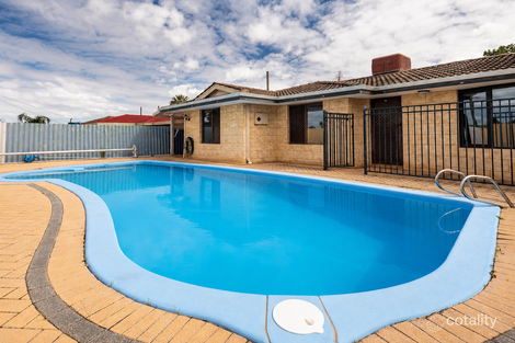 9 Linden Way, Forrestfield, WA 6058