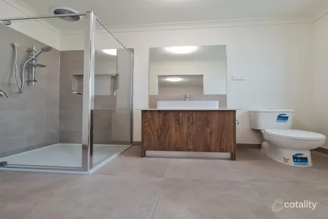 Property photo of 64 Cinnamara Circuit Tarneit VIC 3029