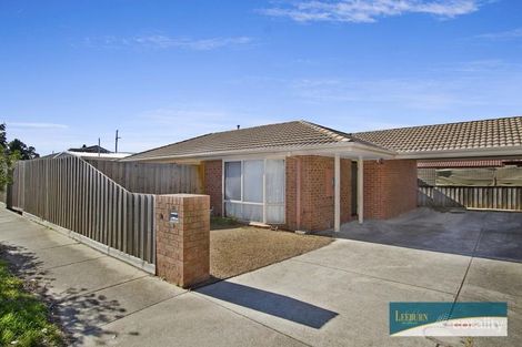 Property photo of 2/36 Learmonth Street Sunbury VIC 3429