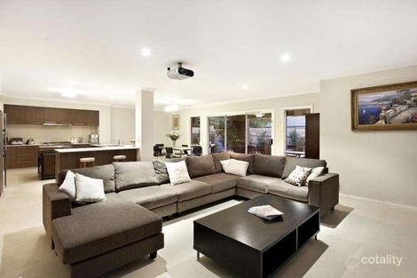 Property photo of 18 Kelly Avenue Hampton East VIC 3188