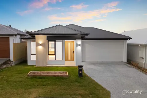 17 Coach St, Greenbank, QLD 4124