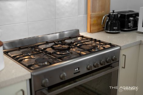 Property photo of 21 Summer Drive Dawesville WA 6211