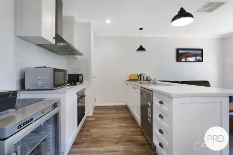 Property photo of 2/154 Lawrence Street Wodonga VIC 3690